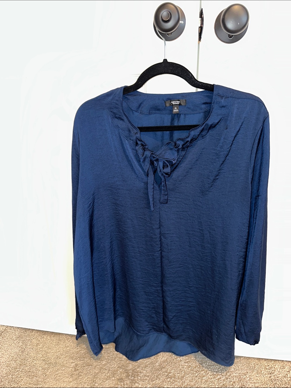 Simply Vera Vera Wang Navy Tie-Neck Long-Sleeve Blouse